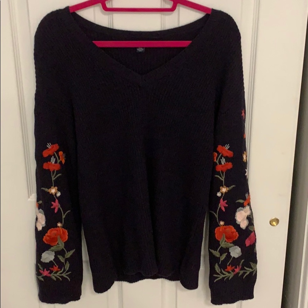 Floral Embroidered Bell Sleeve Sweater